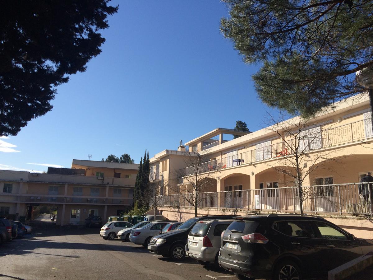 Auberge De Jeunesse Jas De Bouffan Aix-en-Provence Exterior foto